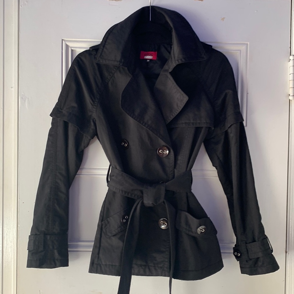 ❤️Black convertible  jacket with large collar, sash waist.